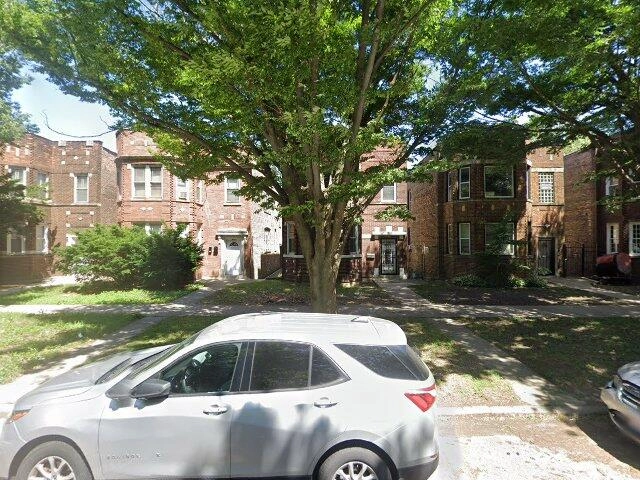 House image located at Chicago, IL 60617