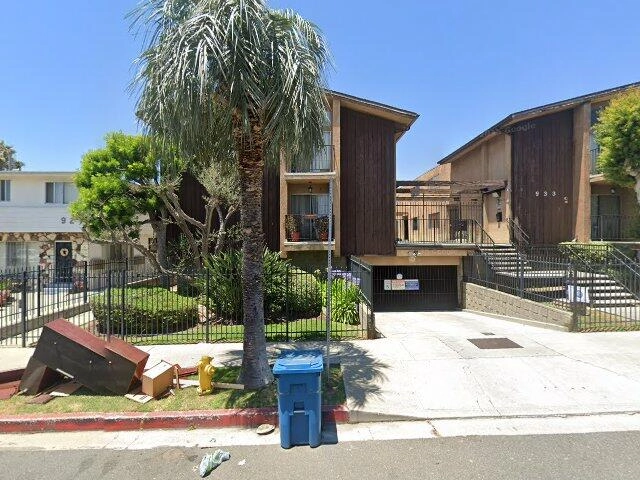 House image located at Inglewood, CA 90302