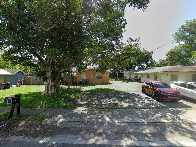 House image located at Dania, FL 33004