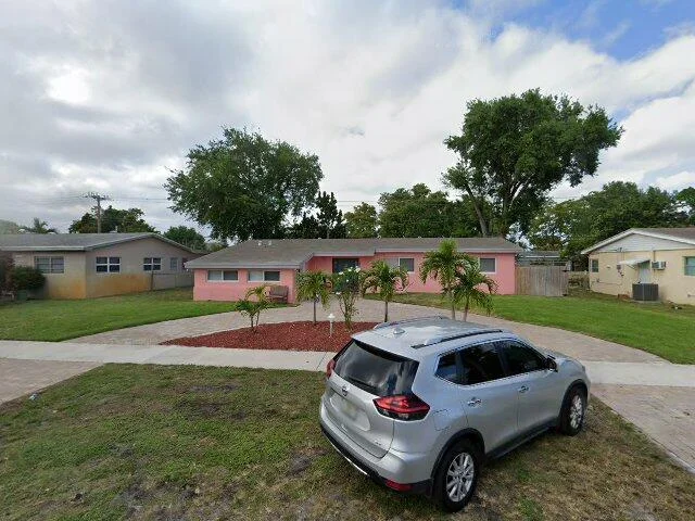 House image located at Miami, FL 33162