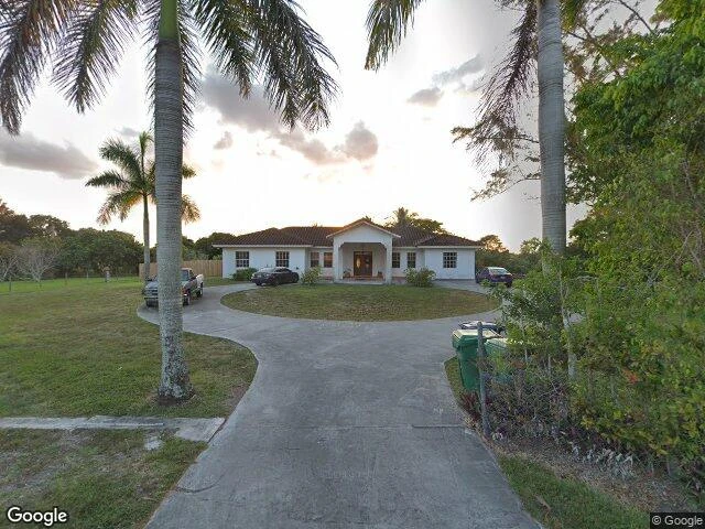 House image located at Hollywood, FL 33027