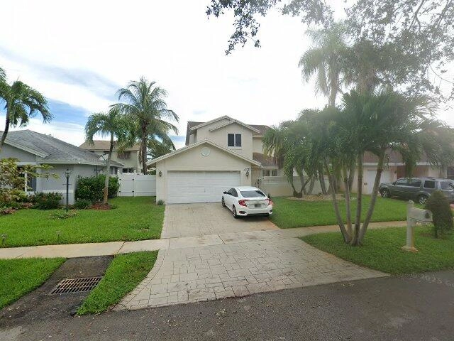 House image located at Hollywood, FL 33025