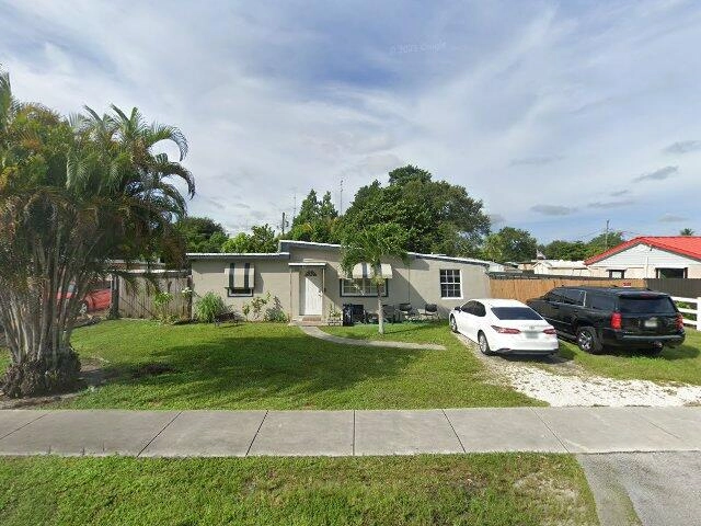 House image located at Hollywood, FL 33023