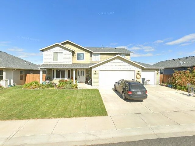 House image located at Moxee, WA 98936