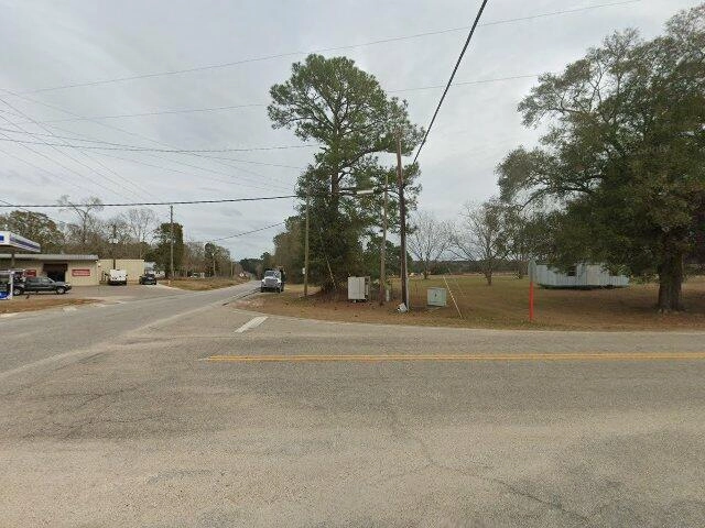 House image located at Skipperville, AL 36374