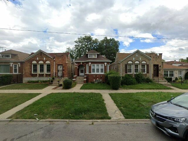House image located at Chicago, IL 60643