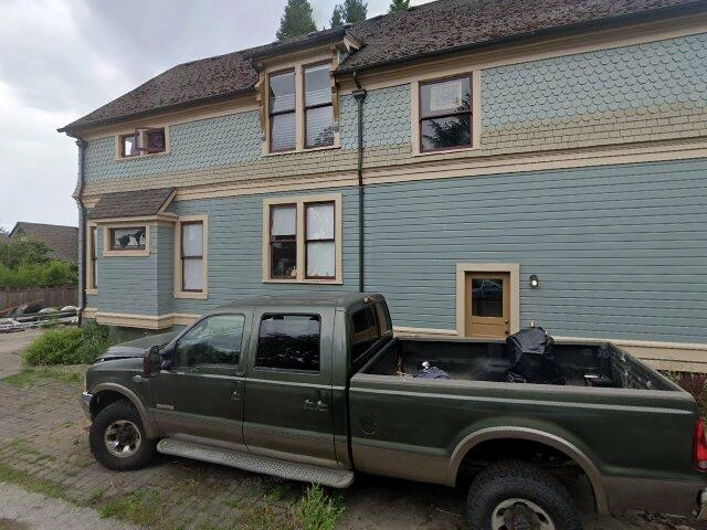 House image located at Portland, OR 97211