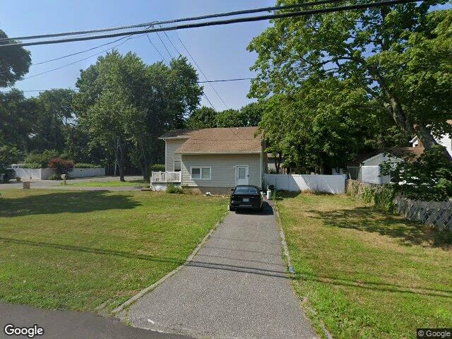House image located at Medford, NY 11763