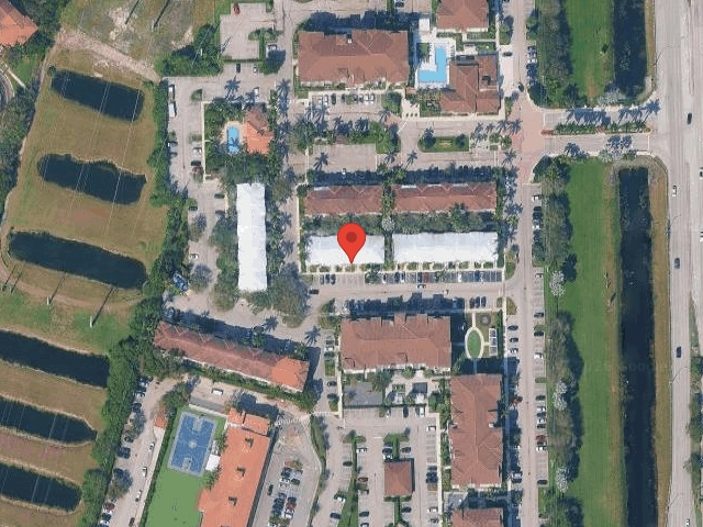 House image located at Hollywood, FL 33027