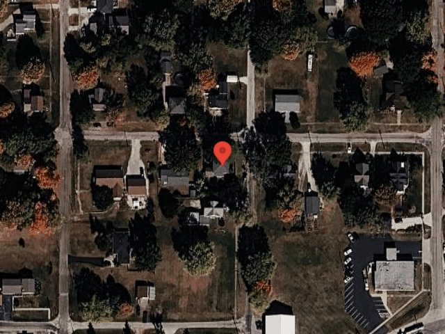 House image located at Oneida, IL 61467