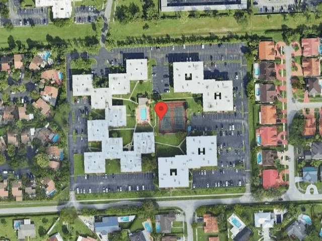 House image located at Miami, FL 33173