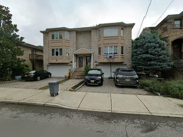 House image located at Palisades Park, NJ 07650