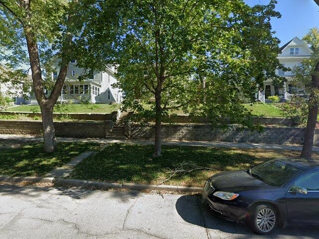 House image located at Sioux City, IA 51104
