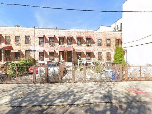 House image located at Carteret, NJ 07008