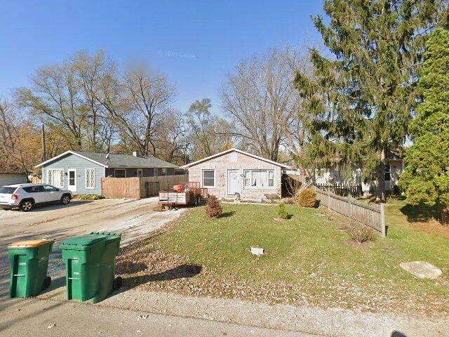 House image located at Round Lake, IL 60073