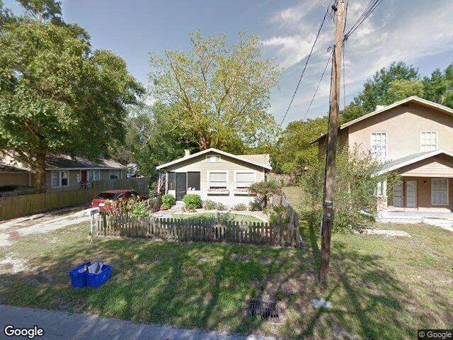 House image located at Tampa, FL 33604
