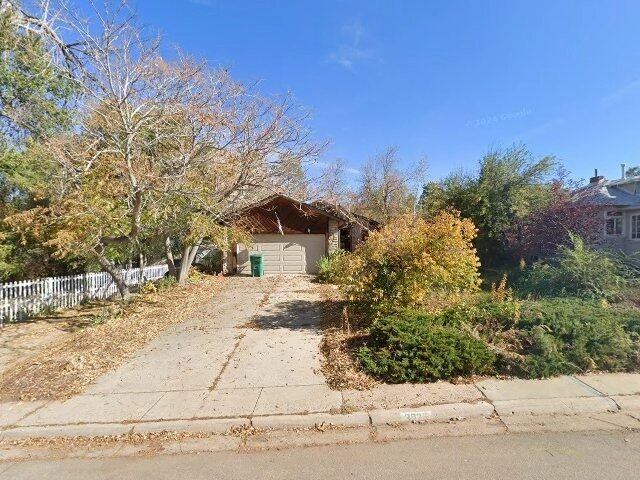 House image located at Englewood, CO 80113