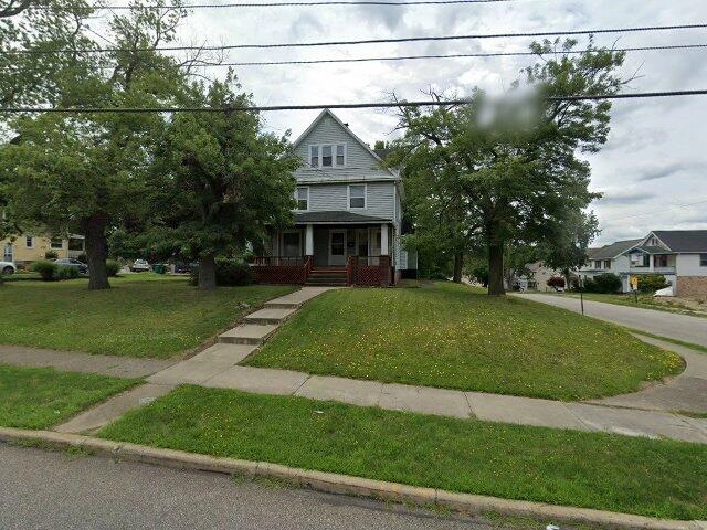 House image located at Maple Heights, OH 44137