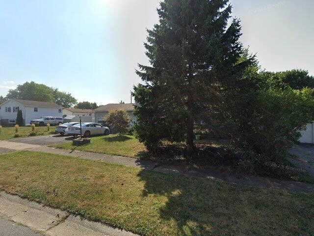 House image located at North Grosvenordale, CT 06255