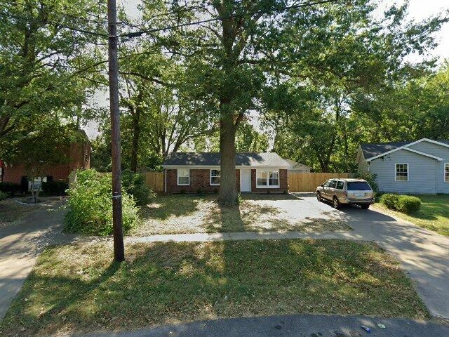 House image located at Louisville, KY 40272