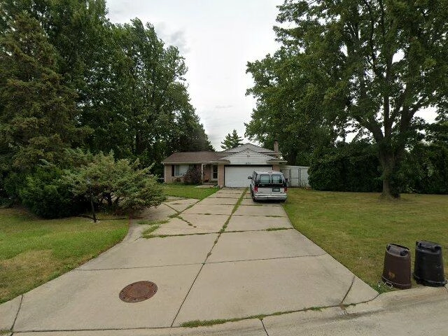 House image located at Southfield, MI 48076