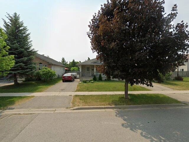 House image located at Clinton, IA 52732