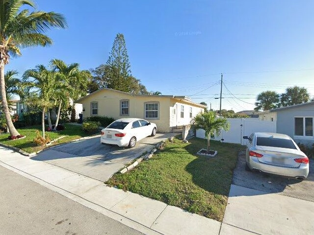 House image located at West Palm Beach, FL 33404