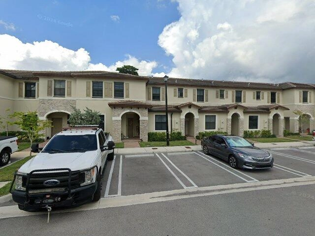 House image located at Miami, FL 33190