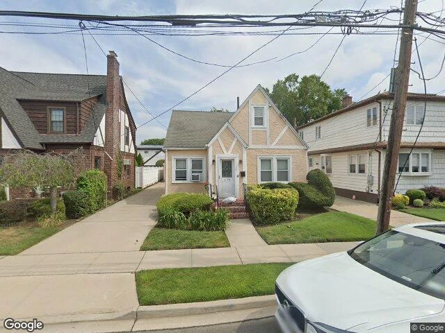 House image located at Franklin Square, NY 11010