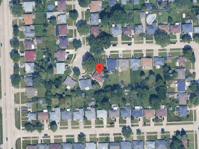 House image located at Warren, MI 48092