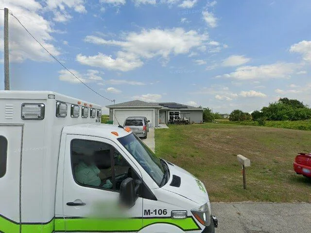 House image located at Labelle, FL 33935