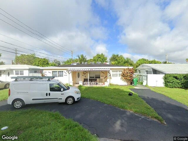 House image located at Hollywood, FL 33023