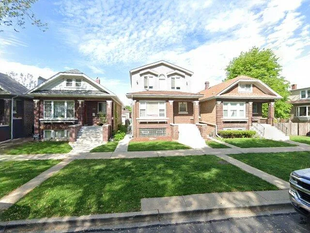 House image located at Berwyn, IL 60402