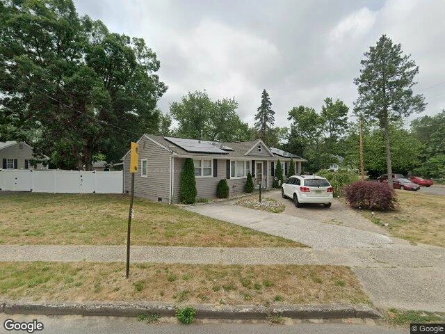 House image located at Clementon, NJ 08021