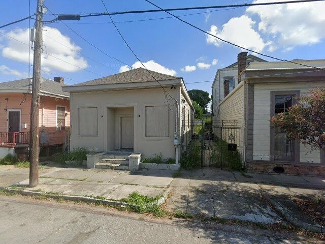 House image located at New Orleans, LA 70116