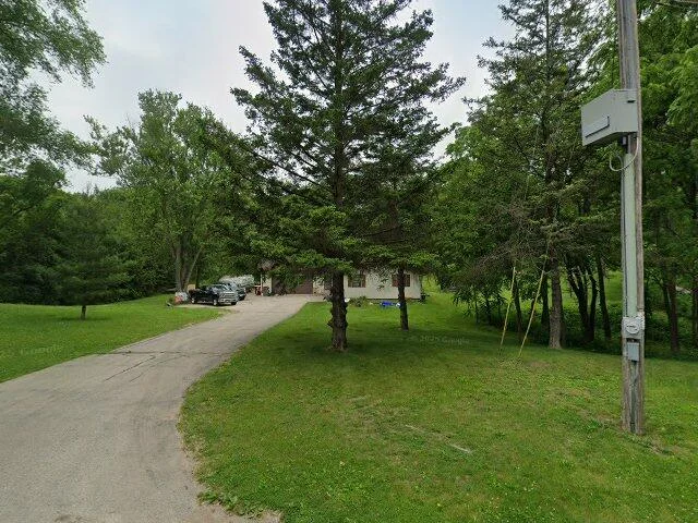 House image located at Waterford, WI 53185