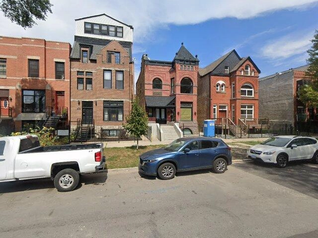 House image located at Chicago, IL 60612