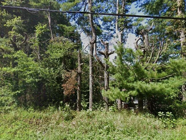 House image located at Hickory, NC 28601