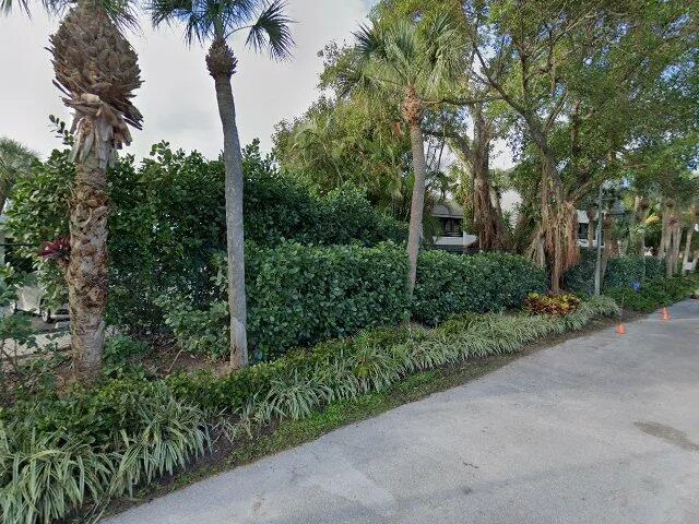 House image located at North Palm Beach, FL 33408