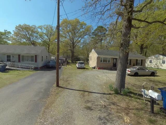 House image located at Chester, VA 23831