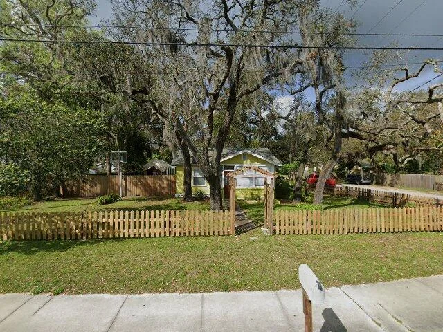 House image located at Tampa, FL 33604