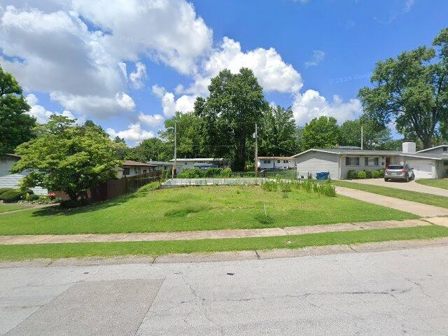 House image located at Saint Charles, MO 63301