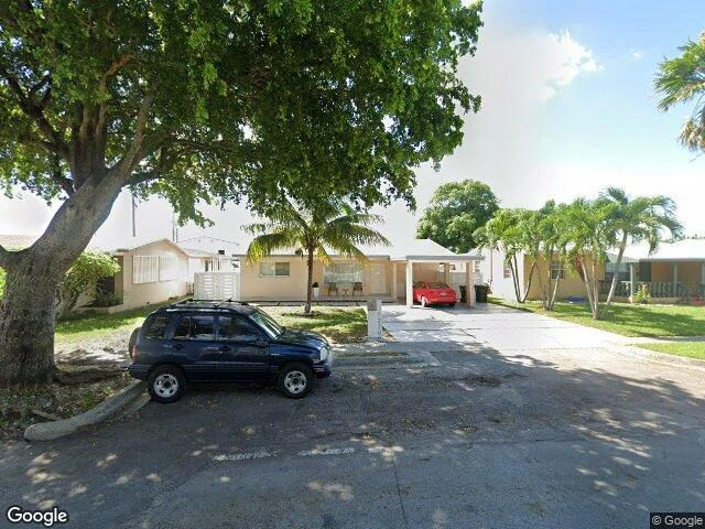 House image located at Miami, FL 33167