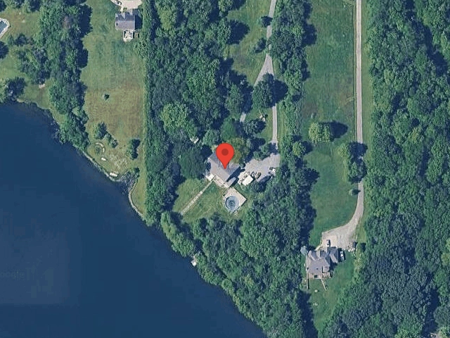 House image located at Crown Point, IN 46307