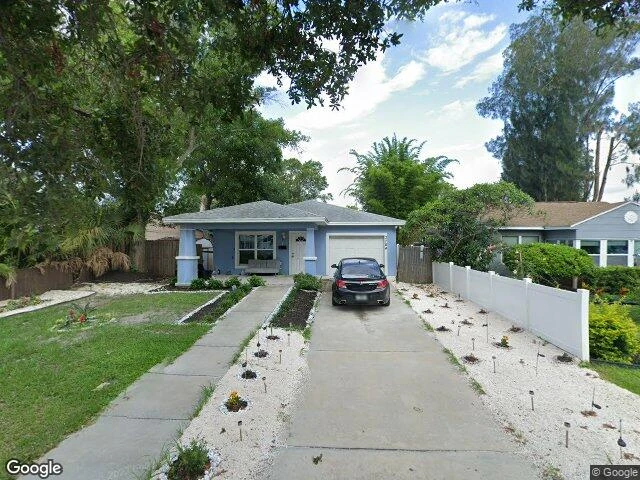 House image located at Saint Petersburg, FL 33713