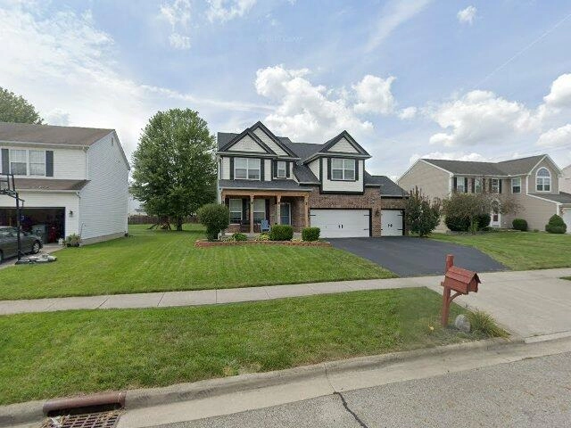 House image located at Grove City, OH 43123
