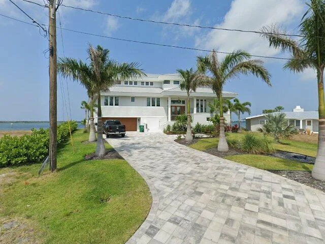 House image located at Englewood, FL 34224