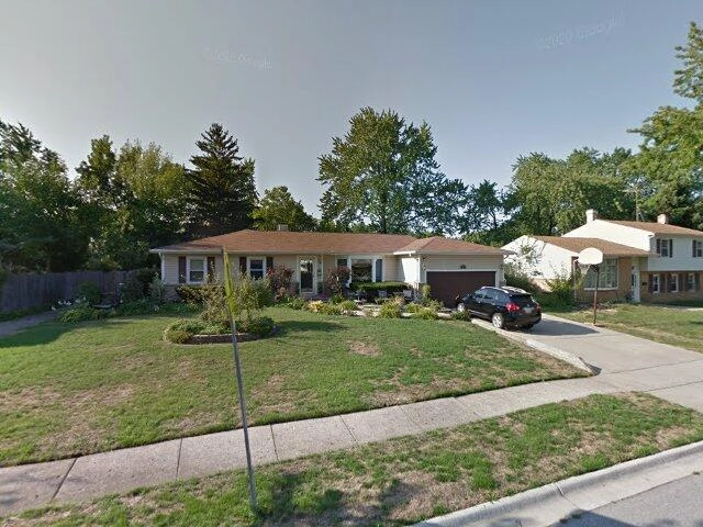 House image located at Pekin, IL 61554