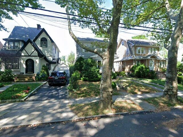 House image located at Staten Island, NY 10301