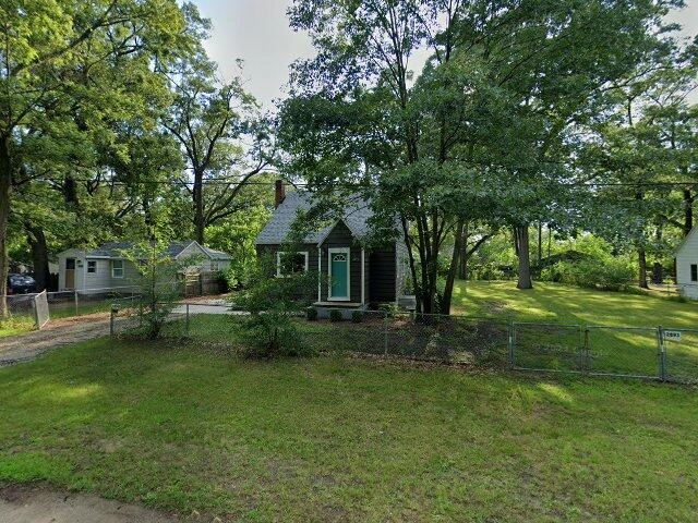 House image located at Muskegon, MI 49444